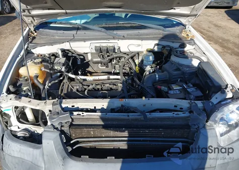 2006 Ford Escape Xlt z USA, uszkodzony, nr VIN 1FMYU03ZX6KA05538